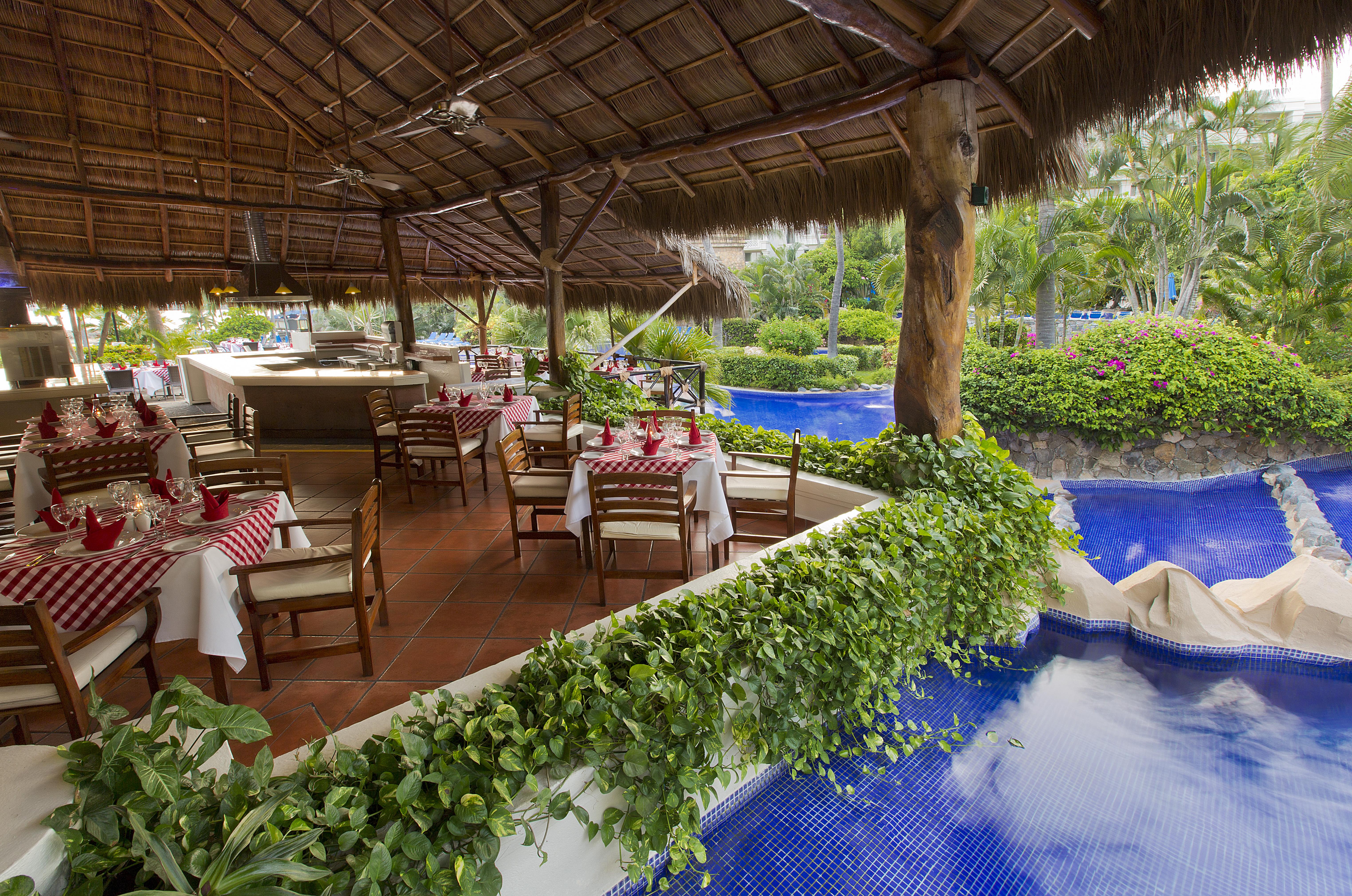 Barcelo Karmina Otel Manzanillo Dış mekan fotoğraf Restaurant at the Grand Palladium Resort